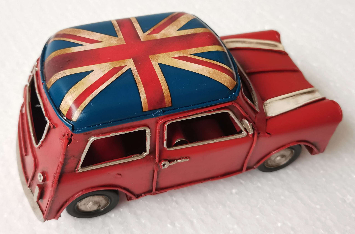 Classic Mini Cooper in Red