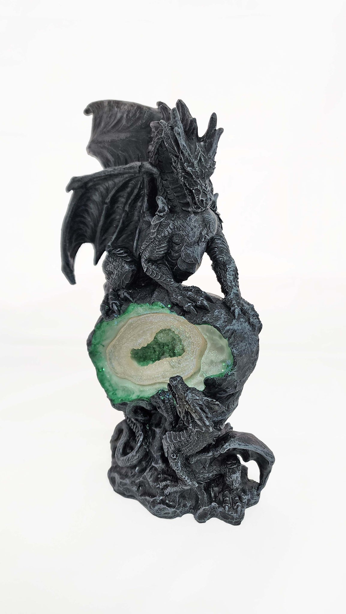 2 Black Dragons on a Green Geode